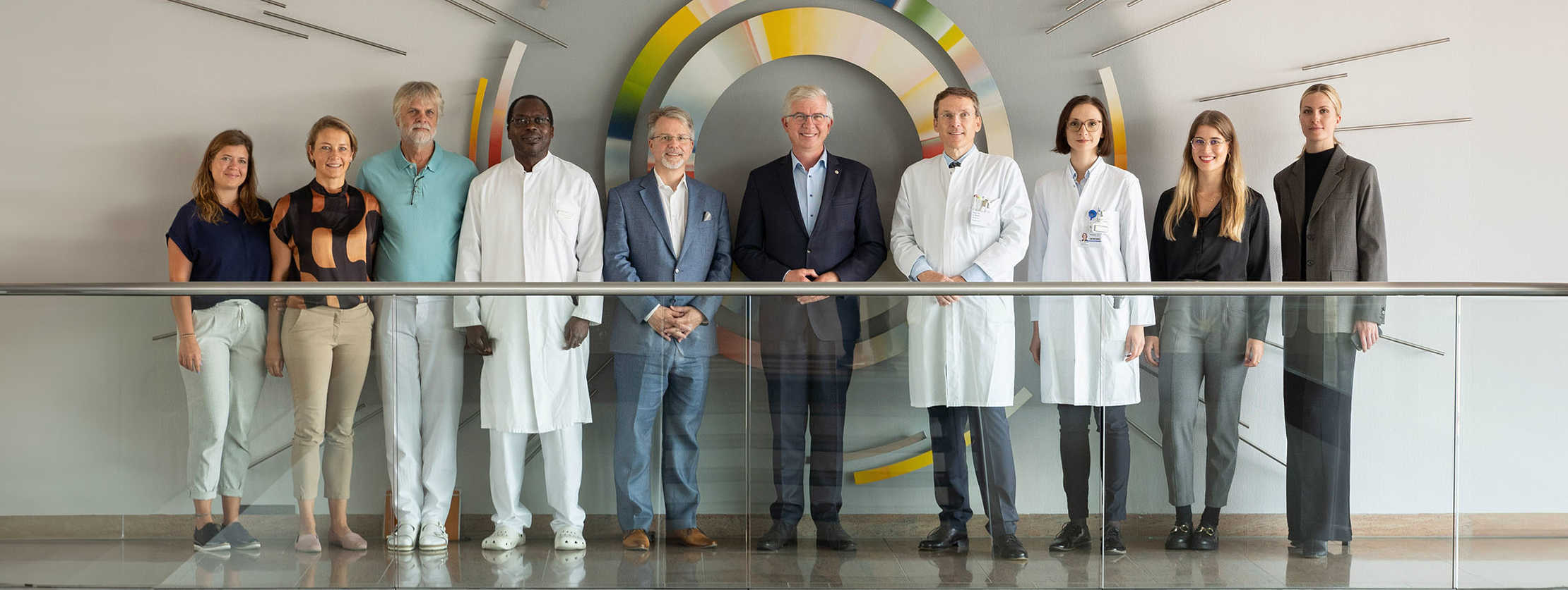 Mitglieder des Kompetenznetzwerks Nuklearmedizin zu Besuch im Uniklinikum Würzburg: v.l.n.r.: Monika Jakab, Dr. Kerstin Ott, Prof. Michael Laßmann, Prof. Samuel Samnick, Magnus Fischer, Prof. Andrew Ullmann, Prof. Andreas Buck, Kerstin Michalski, Carolin Schenzle, Kathrin Krumm